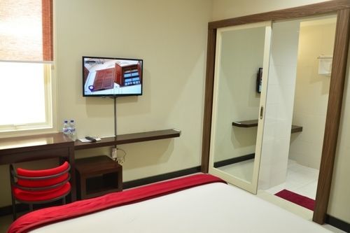 Chiaro Hotel Syariah Sidoarjo Exterior photo